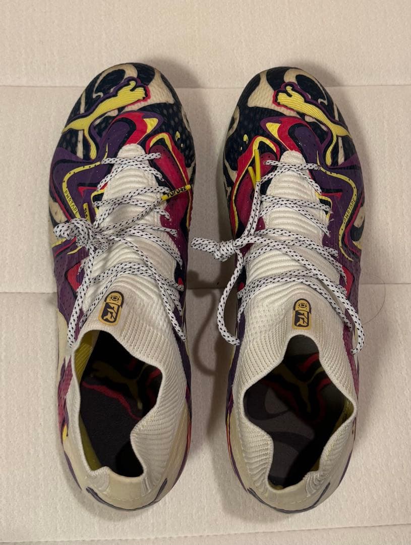 Puma サッカーシューズ FG ホワイト/マルチカラー