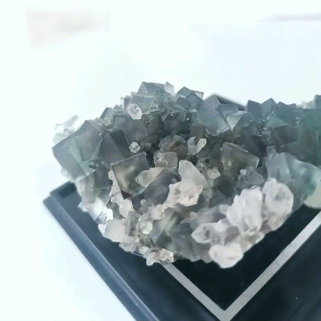 ナミビア　オコルス　フローライト・クォーツ