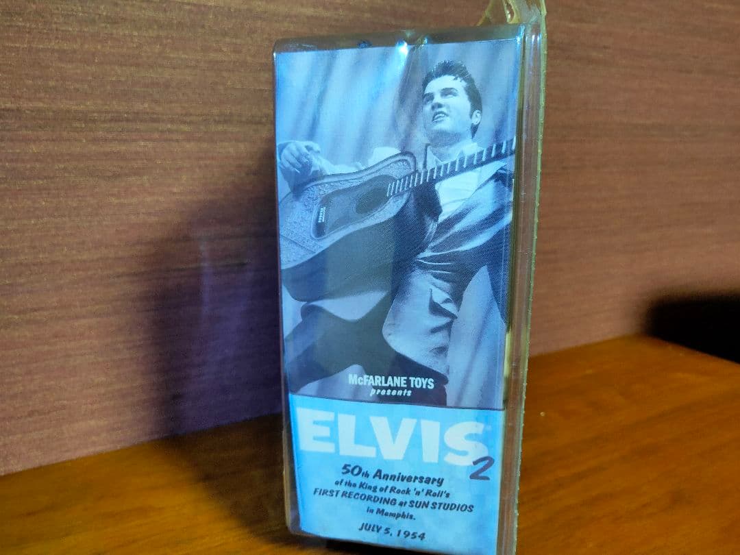エルヴィス　プレスリー　フィギュア　当時物　レトロ　50周年　未開封品　限定