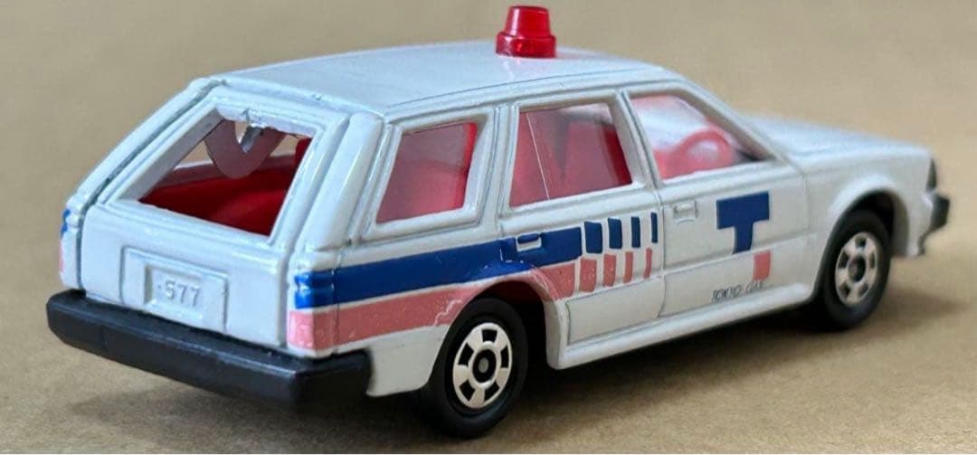 トミカ ニッサン ブルーバードワゴン 東京ガス