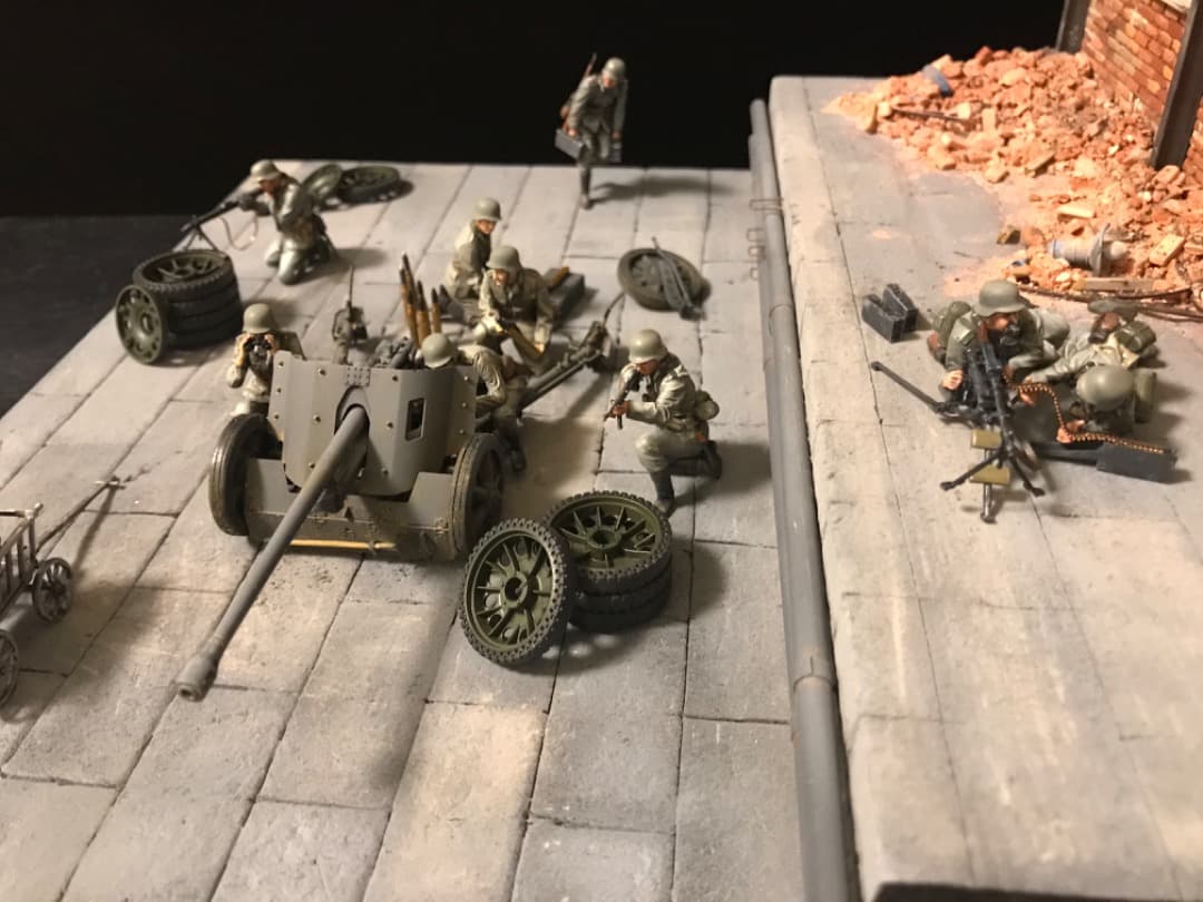 りろ様　ジオラマ　1/35 タミヤ　ドイツ軍機関銃チーム　完成品