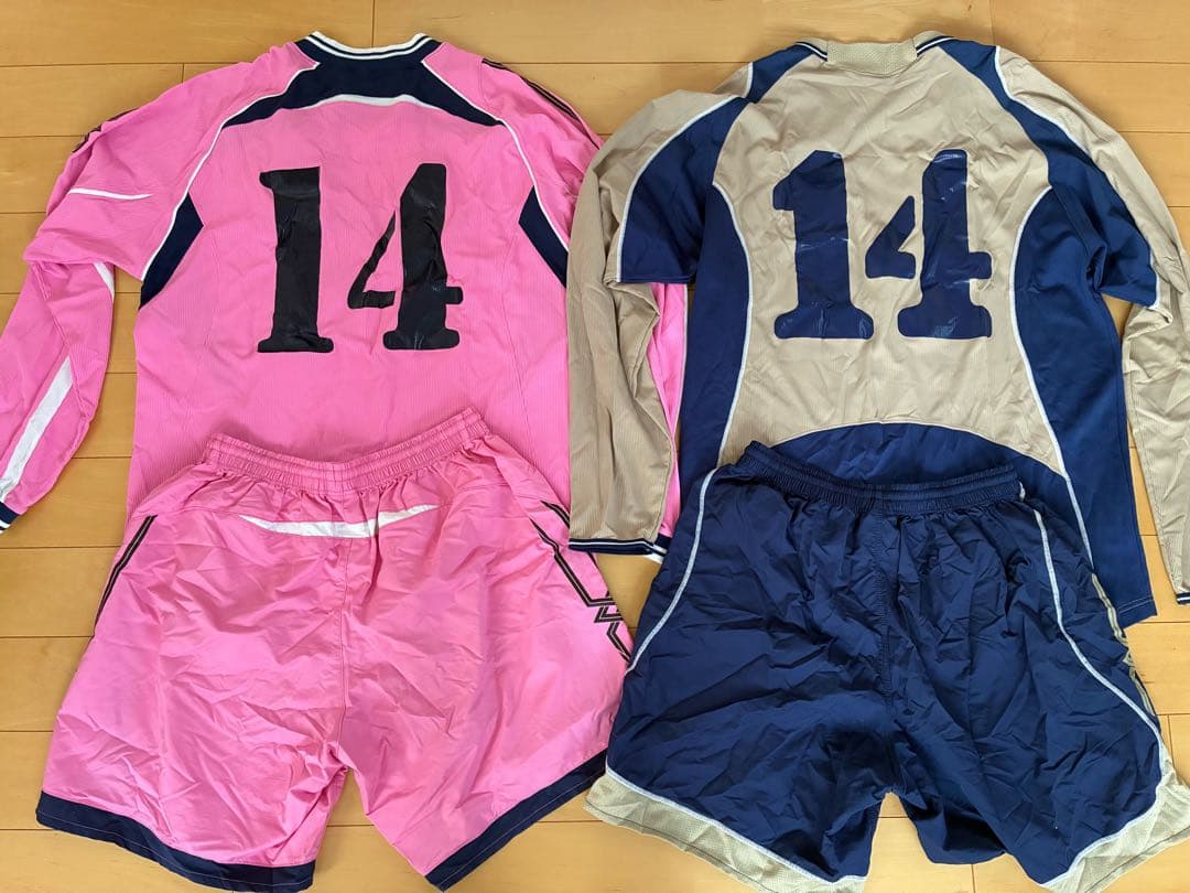 社会人サッカーユニフォーム ホーム&アウェイ7着セット