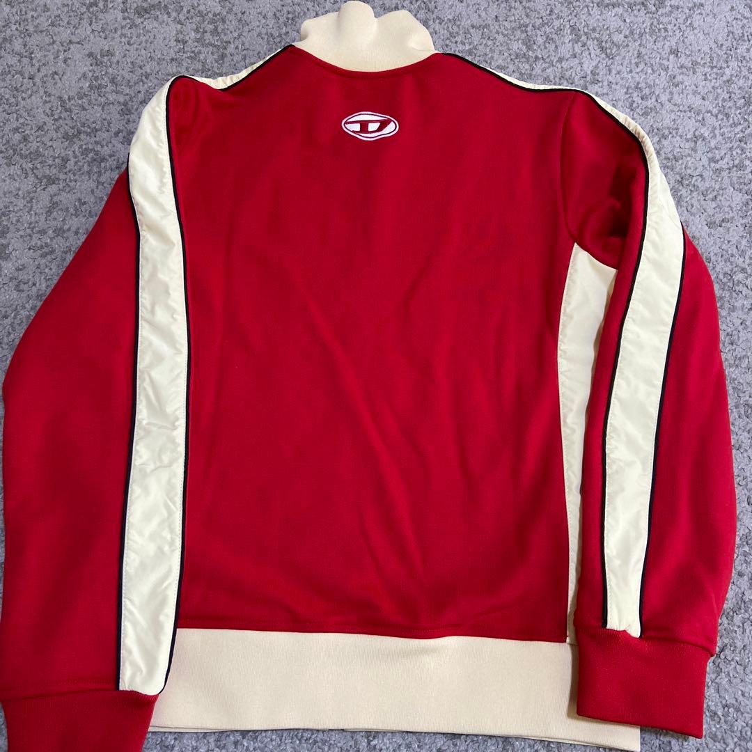 お値下げしました。美品です。DIESEL ジップアップジャケット 赤 クリーム