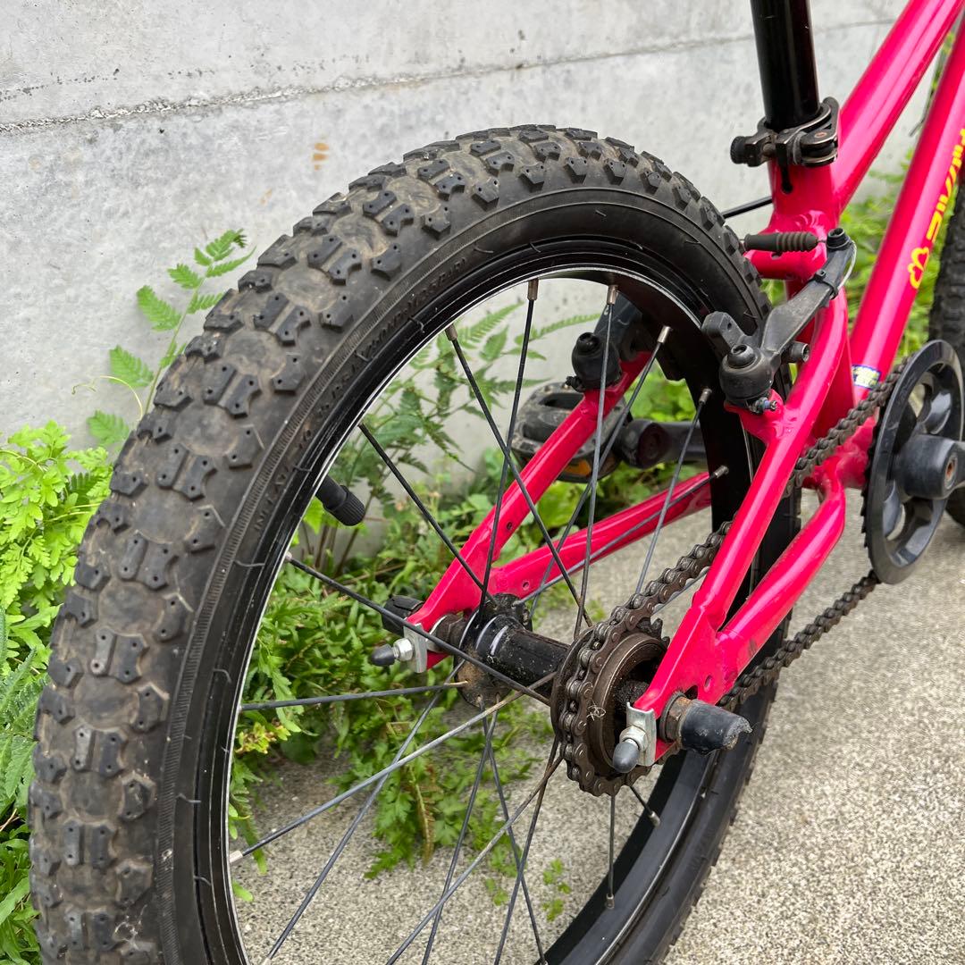 ヨツバサイクル　18インチ　限定マゼンタカラー　東京多摩地区より