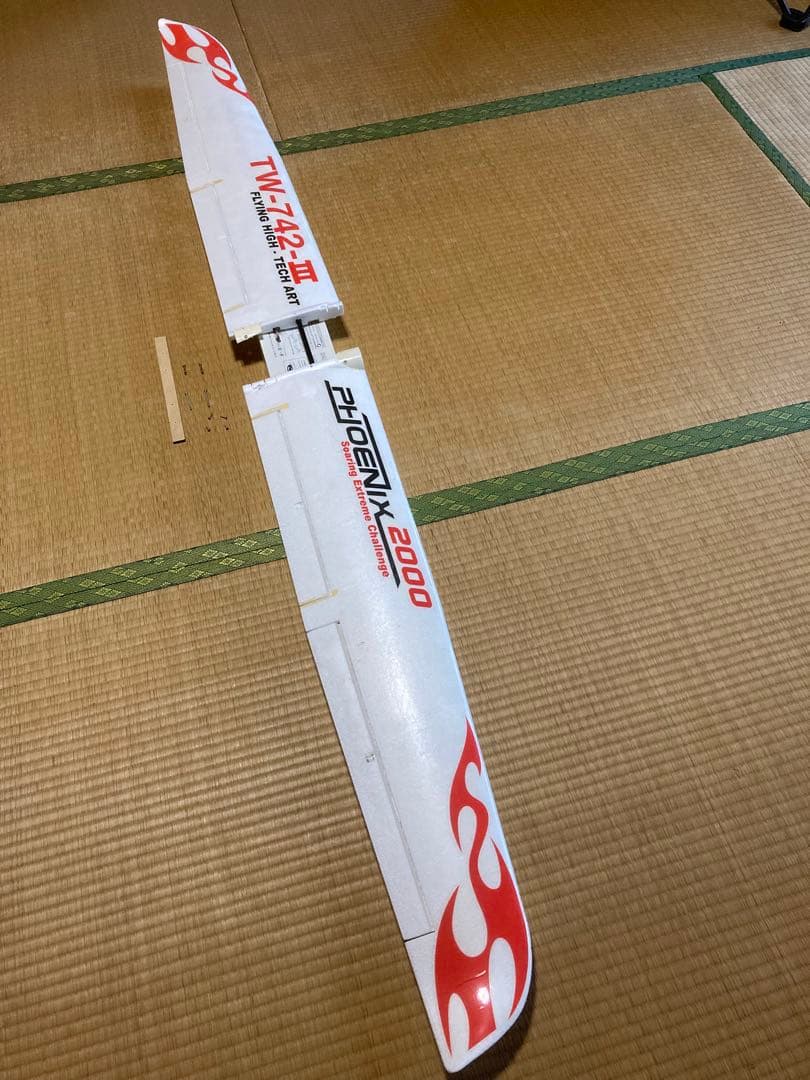 グライダー　フェニックス2000 受信機なし　モーターアンプサーボ付　梱包済み