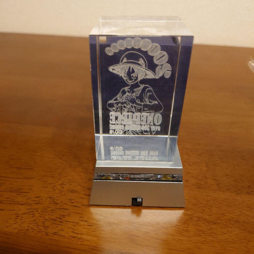 ワンピース　ジャンプ懸賞限定　ルフィの秘宝　2億　クリスタルオブジェ