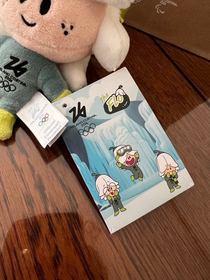 ミラノオリンピック　公式ショップ　キーリング付マスコット　「ティナのお友達」