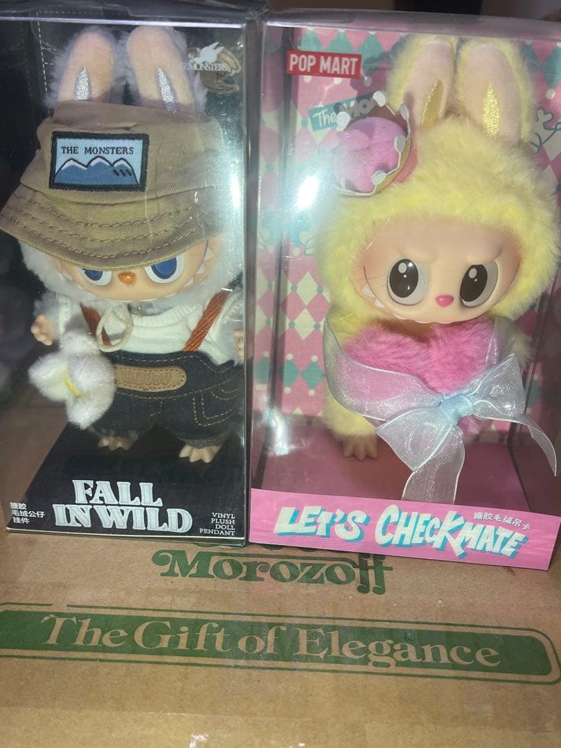 popmart FALL IN WILDとLET'S CHECKMATE 2本