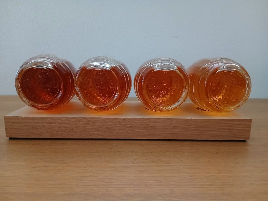 サントリー ピュアモルトウイスキー エイジング4本セット150ml 樽型