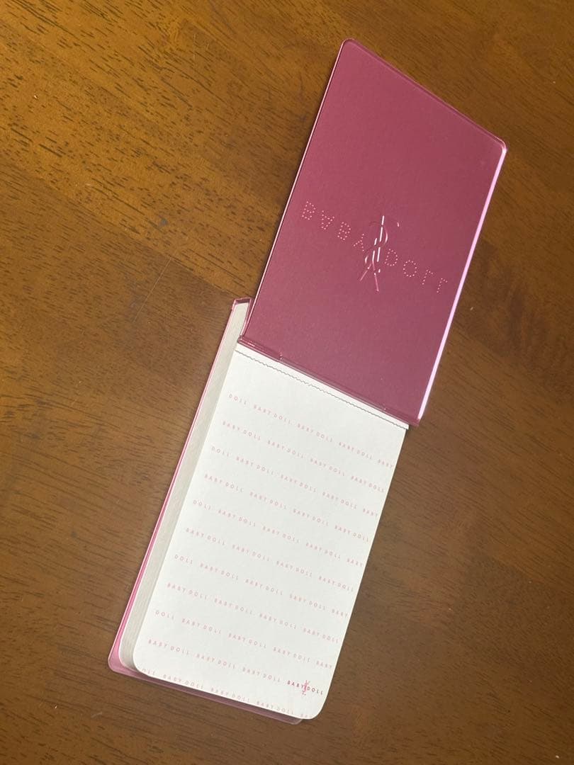 限定レア　イブサンローランYSL baby doll メモ帳
