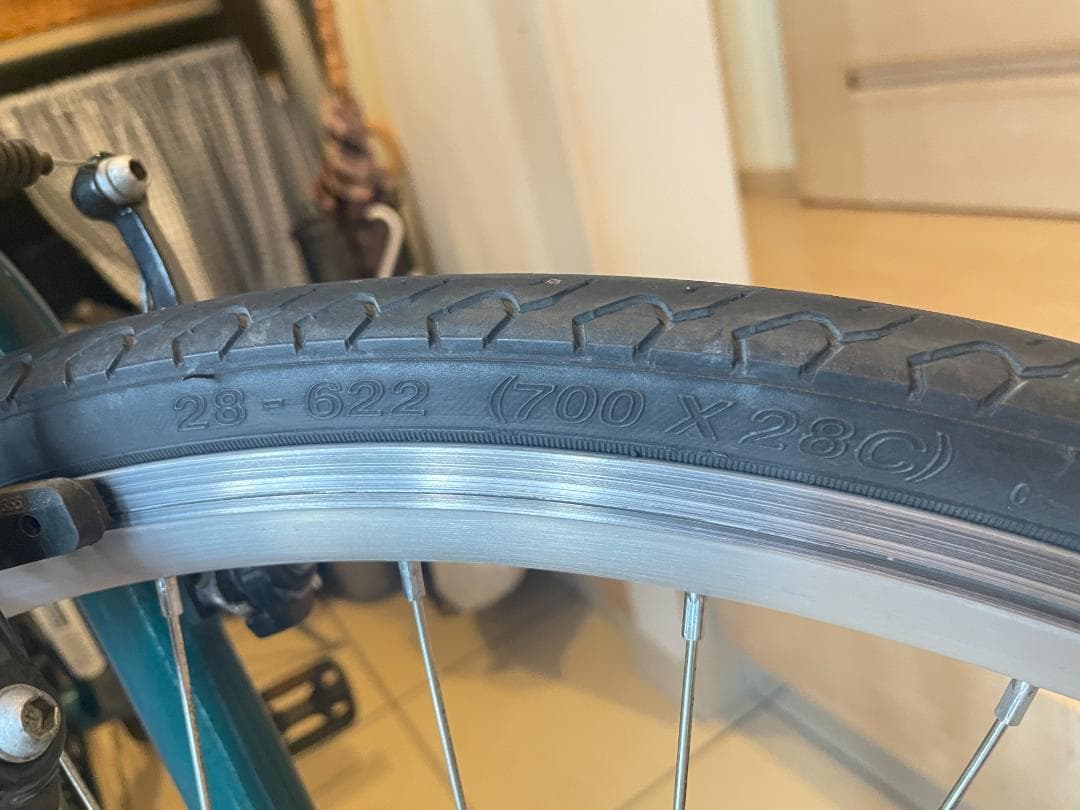 ★購入後２年クロスバイク　一部アルミ製軽いフレーム 8多段ギア OSCサイクル製