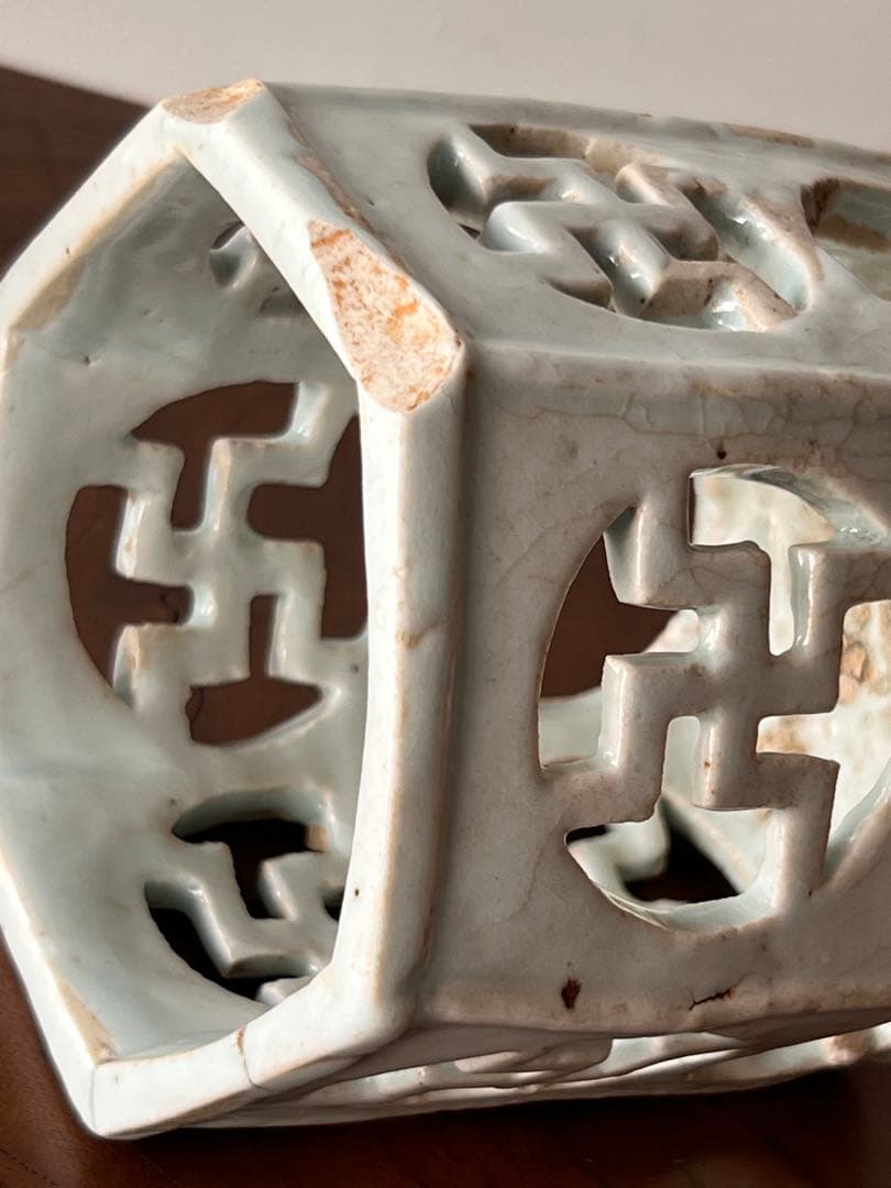 李朝 白磁 卍文透彫六角筆筒 李朝初期 高麗 柳宗悦 民藝館