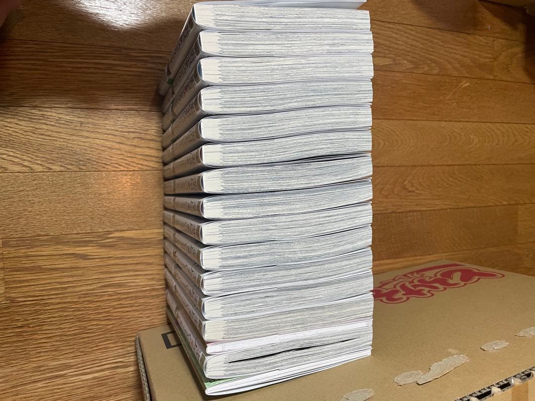 薬屋のひとりごと1〜14巻、13.14巻は特装版