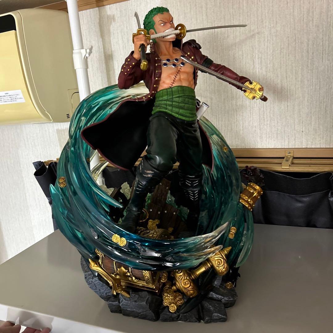 ロロノア・ゾロ　ログコレクション　スタチューフィギュア