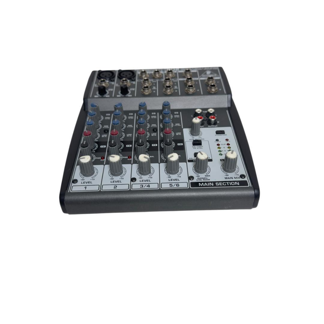 美品　Behringer アナログミキサー 8チャンネル XENYX 802