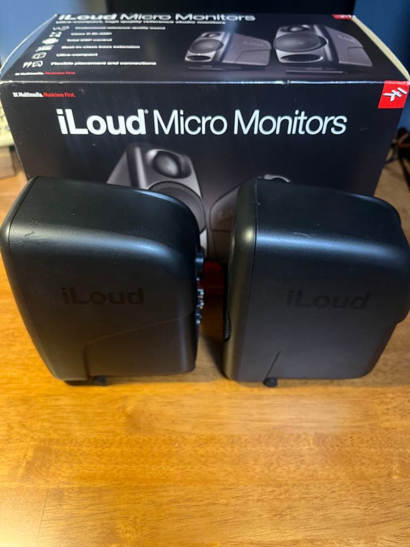 iLoud Micro Monitors スタジオモニター