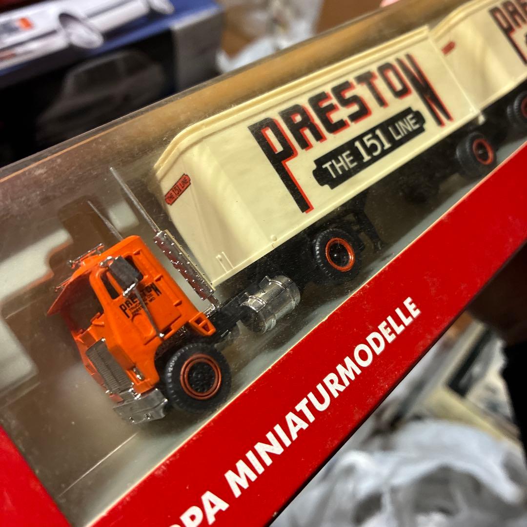 herpa トレーラー２台セット