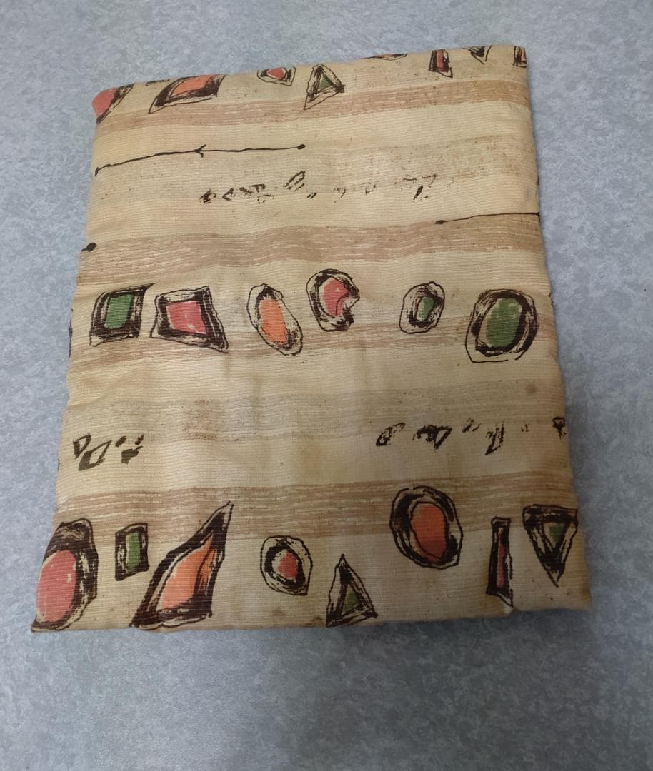 木製能面 手掘り　微笑みの表情