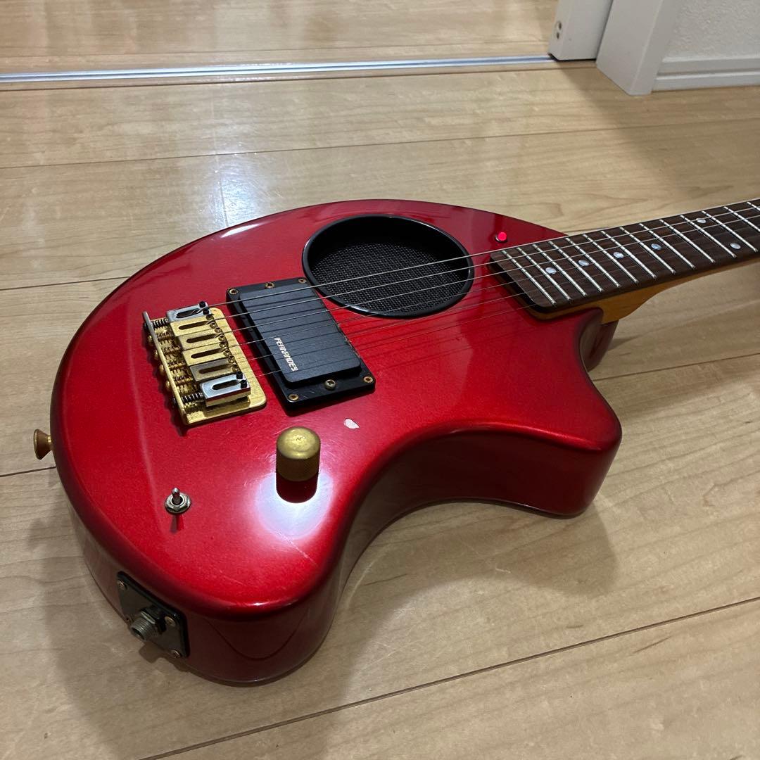 FDRNANDES ZO-3 アンプ内蔵　スピーカー内蔵　エレキギター　レッド