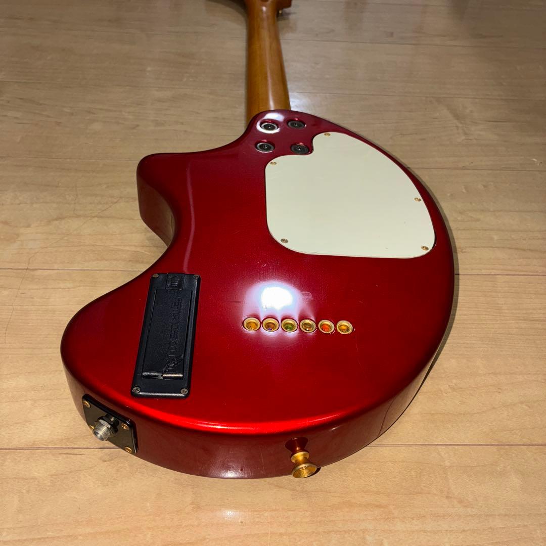 FDRNANDES ZO-3 アンプ内蔵　スピーカー内蔵　エレキギター　レッド