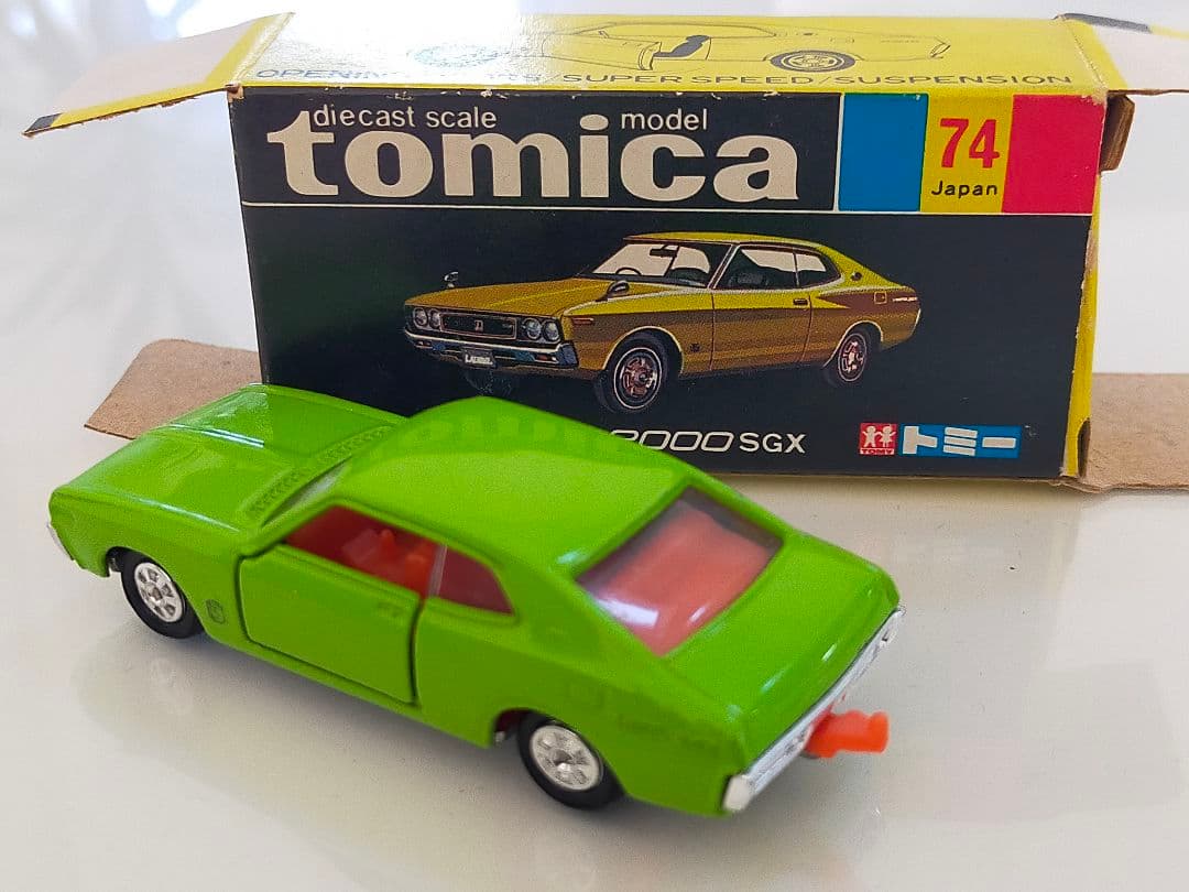 希少 ブタケツ 1Fホイール 黒箱 トミカ ローレル 2000 SGX 日本製