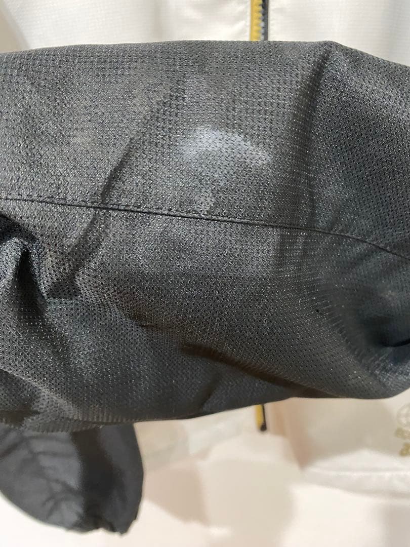 東京マラソン 2011 公式スポンサー用限定ブルゾン　asics製