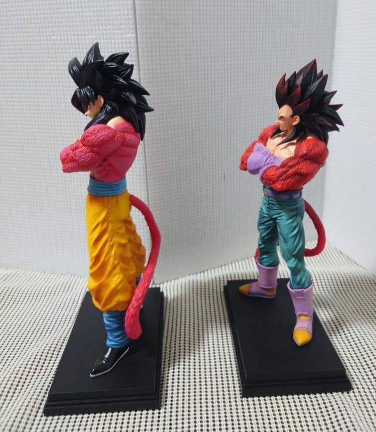 ドラゴンボール　ガレージキット　フィギュア　超サイヤ人4　孫悟空　ベジータ