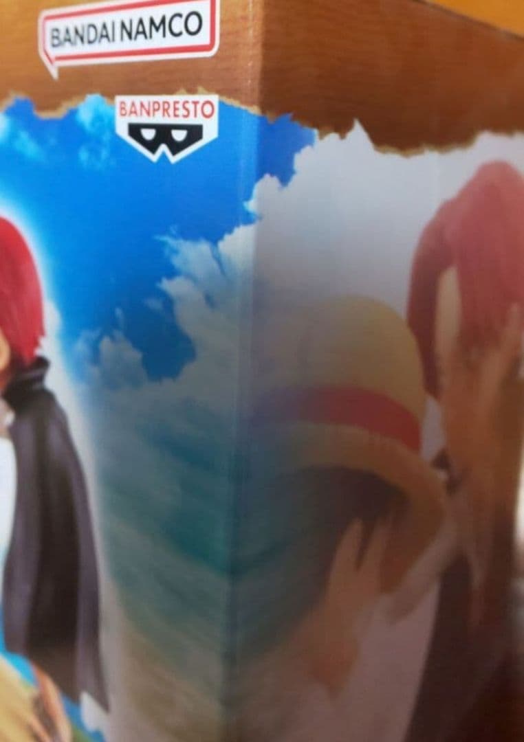 ルフィ　ゾロ　ウソップ　サンジ　ナミ　ロビン　シャンクス　ログストーリーズ