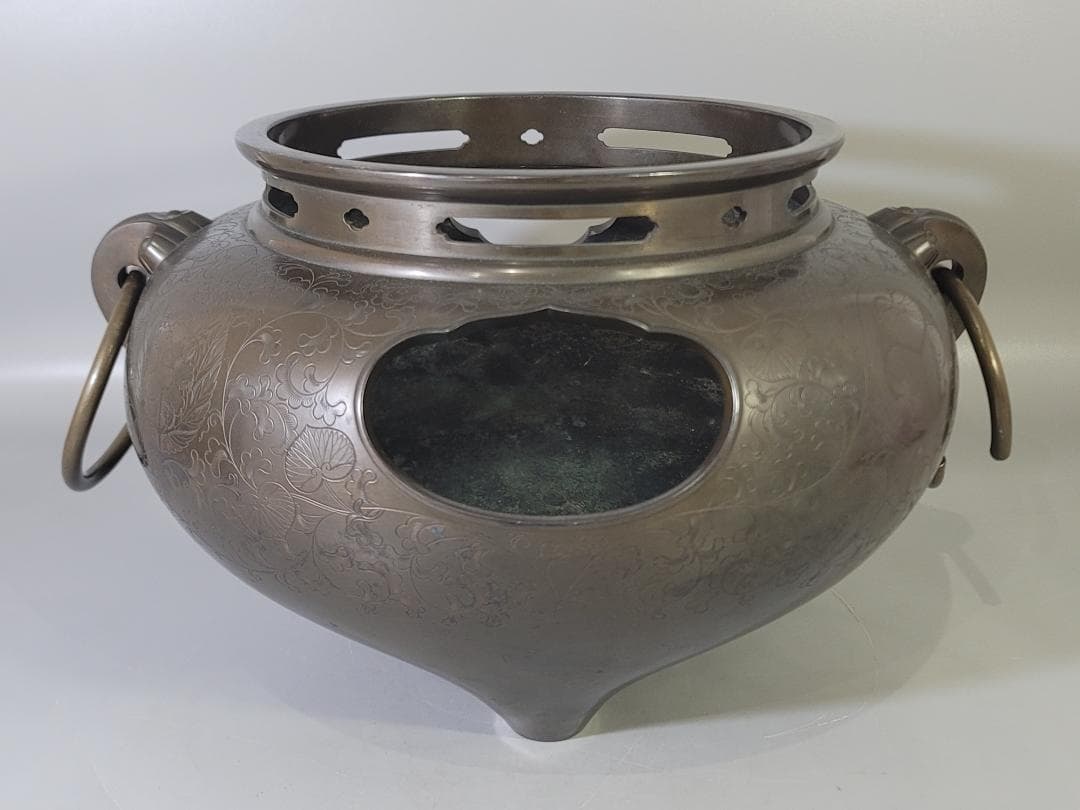 DT715 茶道具 三つ葉葵 徳川紋 刻 銅 風炉 時代物