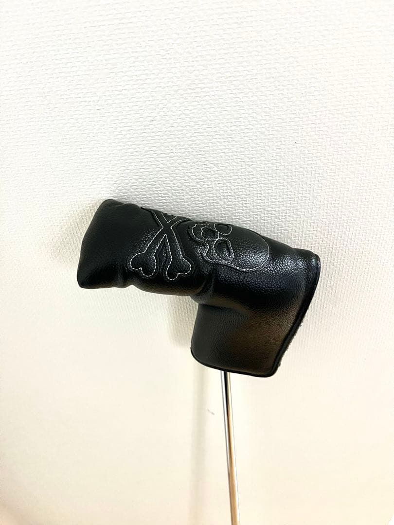 中尺パター☆幅広ピン型☆アームロックに最適☆短く握ってカウンターバランスも良い☆