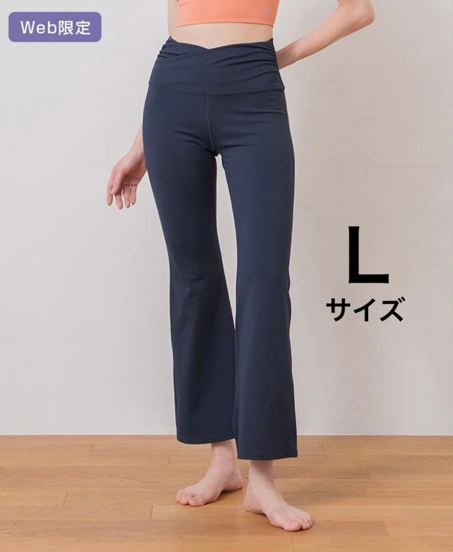 【SUKALA】　ベーシックフレアパンツ Ｌサイズ ネイビー