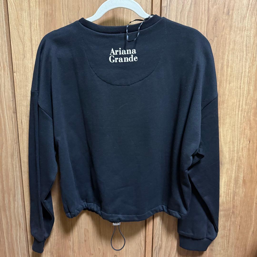 〚新品未使用〛 Ariana Grande パーカー トレーナー Tシャツ