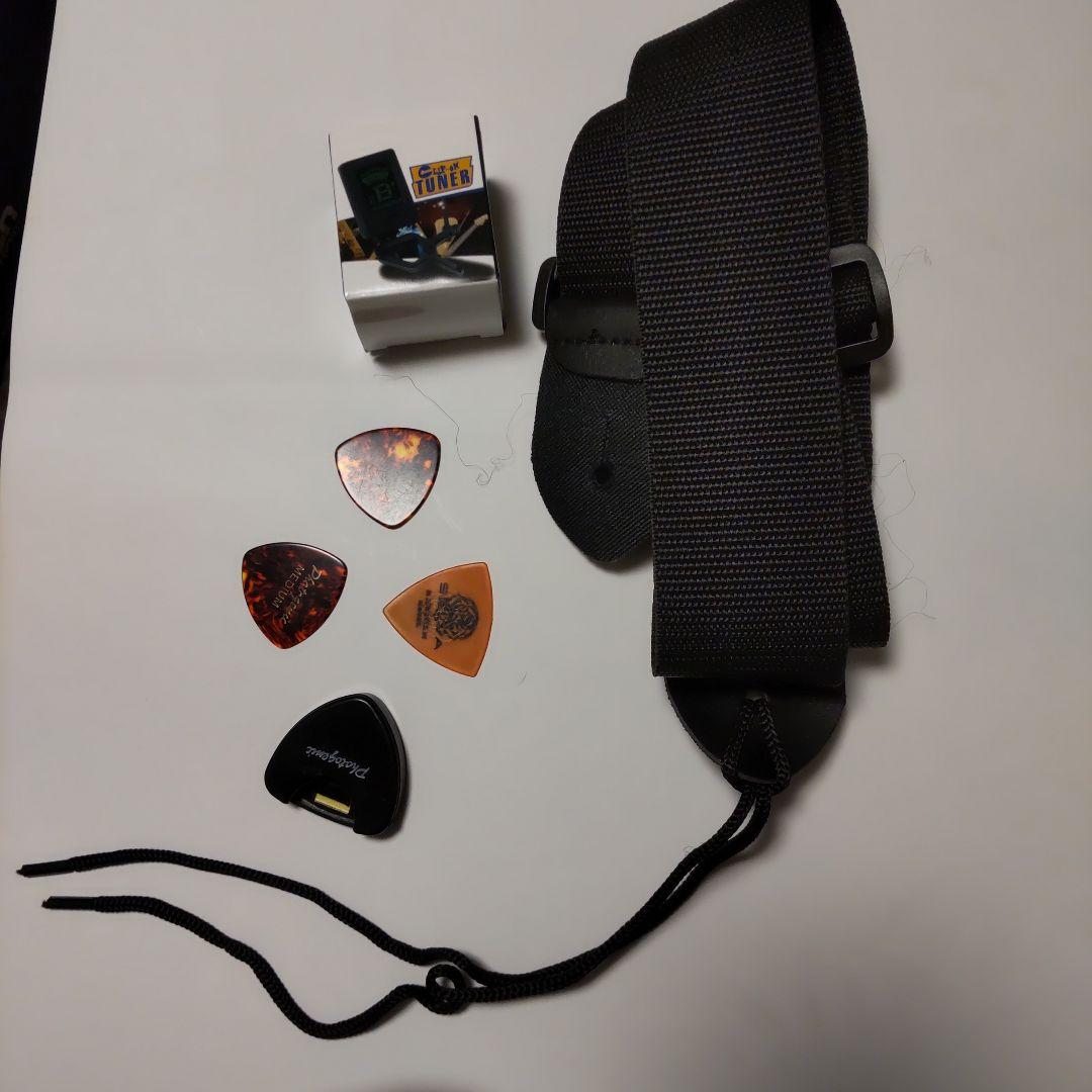 格安！左きき用 セルダーエレキベース、各種付属品付