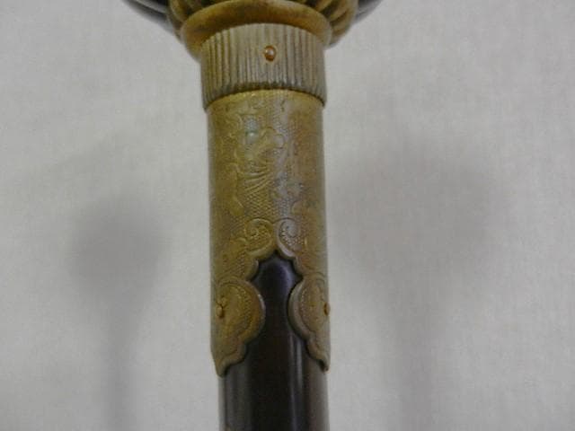 「木地黒漆塗金蒔絵菊型燭台一対」（江戸末期～明治のアンティークな工芸美術品）