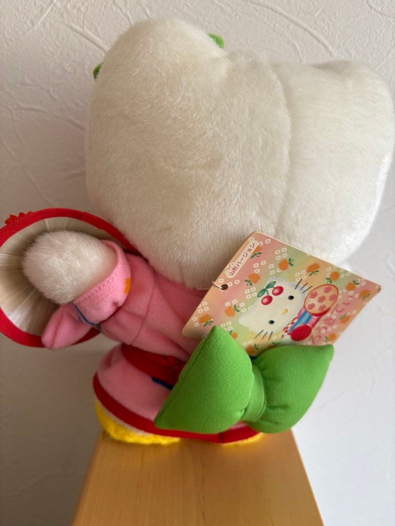 ハローキティ 山形限定　花笠　さくらんぼ ぬいぐるみ ご当地　タグ付き