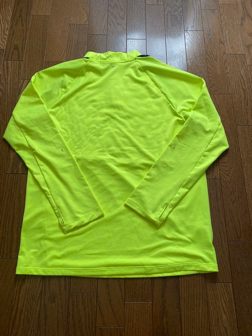 モ*ー様 Nike Therma-Fit ハーフジップドリルトップ ストライクK