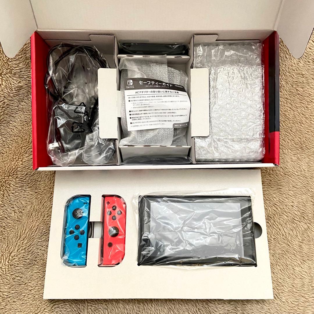 【任天堂】Nintendo Switch ネオンブルー・レッド