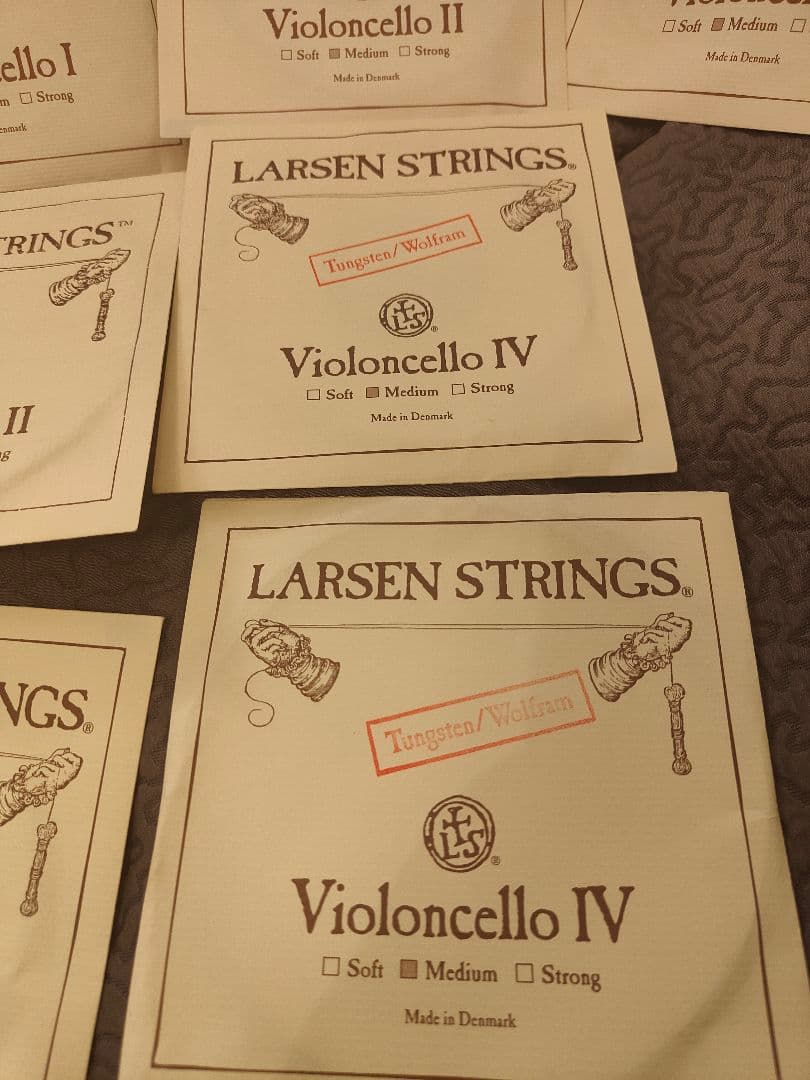 新品 チェロ弦6本+おまけ LARSEN STRINGSラーセンフルセット