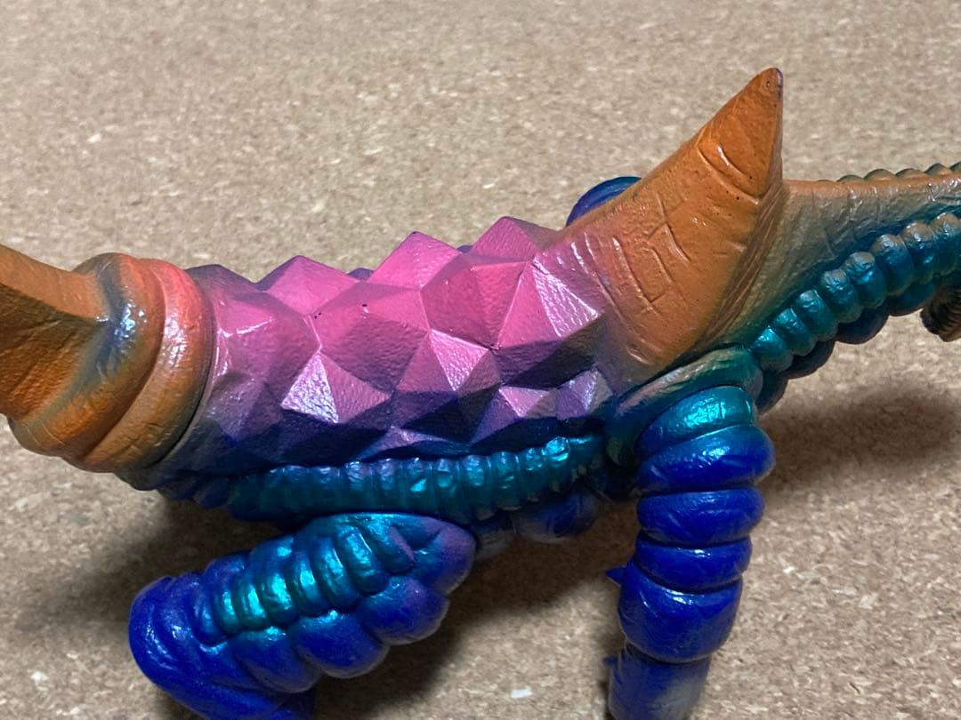 バキシム ポピー キングザウルスシリーズ ソフビ ウルトラマン 約18cm