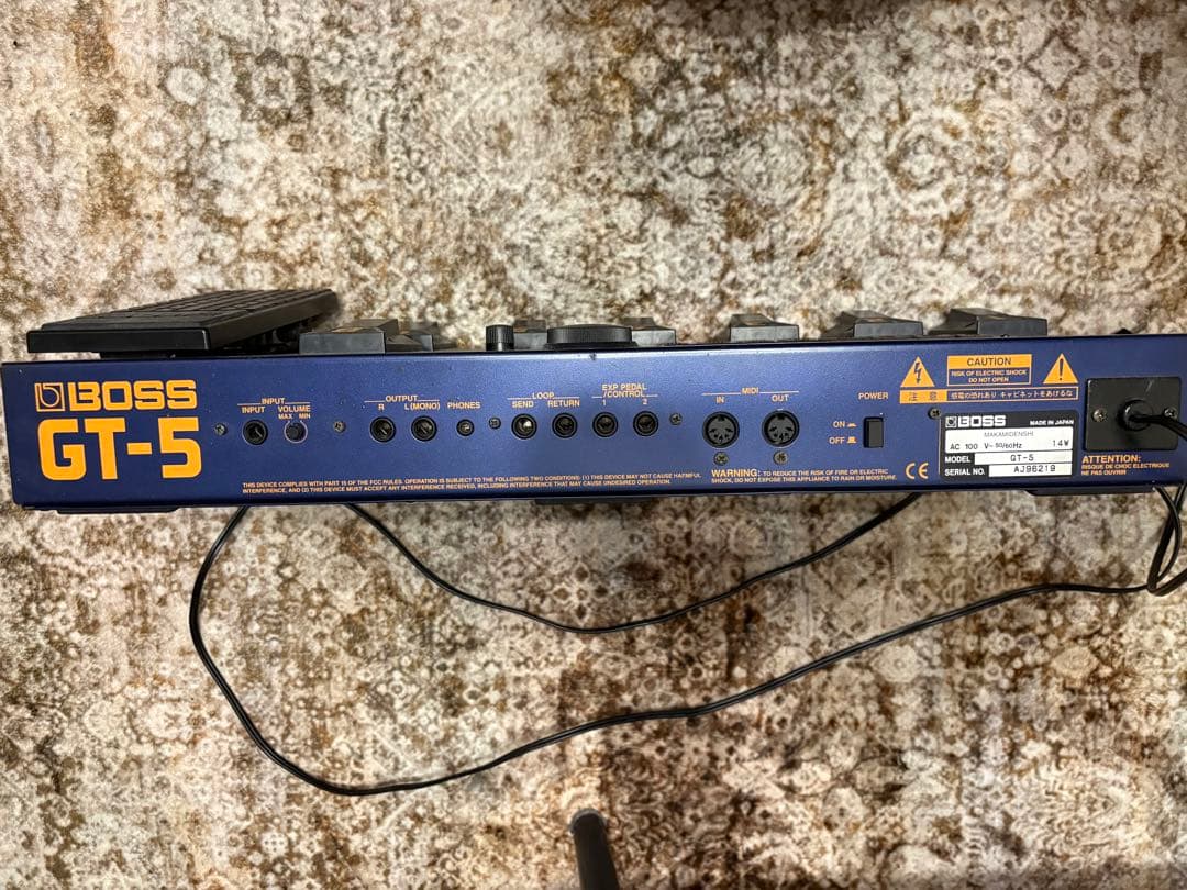 9/5まで値下げ！ BOSS GT-5 マルチエフェクター