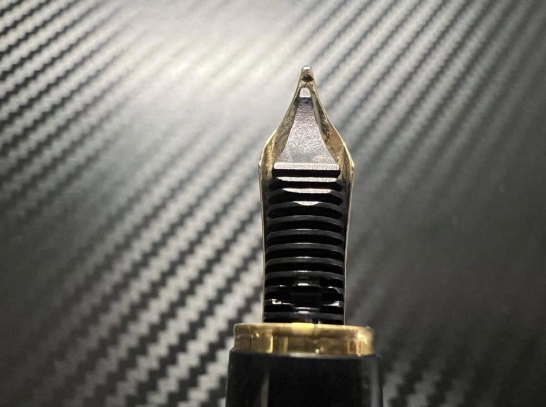 モンブラン ノブレスオブリージュ ブラック M 万年筆