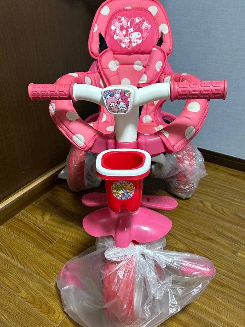 マイメロ水玉模様三輪車