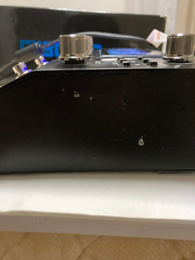 BOSS GT-1000CORE ギターエフェクター 箱と説明書付き