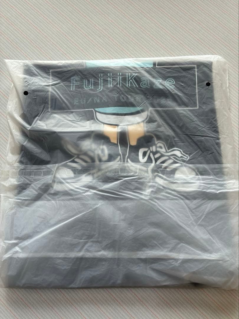 藤井 風　ドリンクTシャツ　チャコール　Sサイズ（公式完売サイズ）