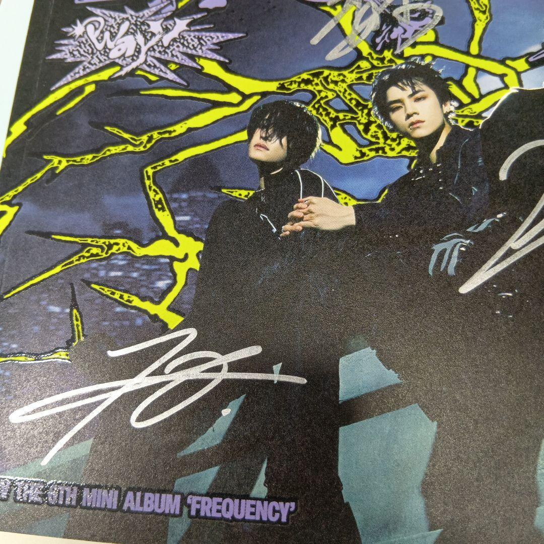 WayV　①　プロモアルバム　非売品　サイン入り　FREQUENCY　レア