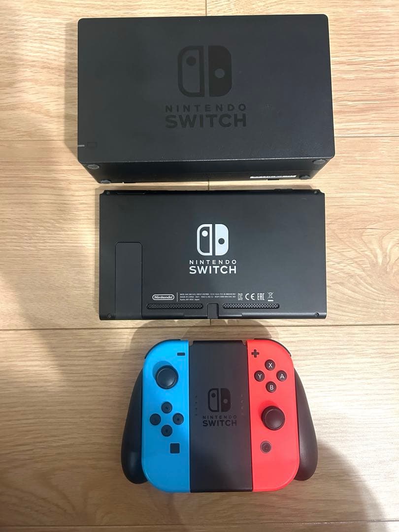 『美品』Nintendo Switch 本体　ネオンブルー・ネオンレッド