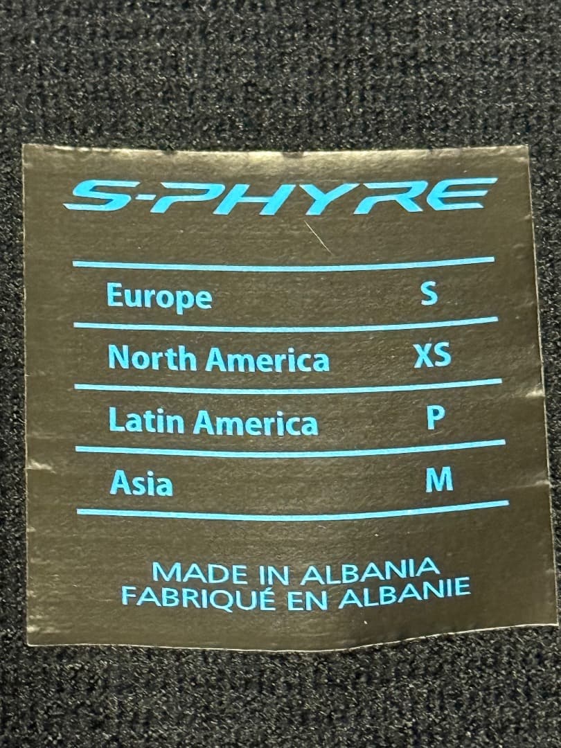 シマノS-PHYRE　WIND JACKET 　Sサイズ　アルバニア製