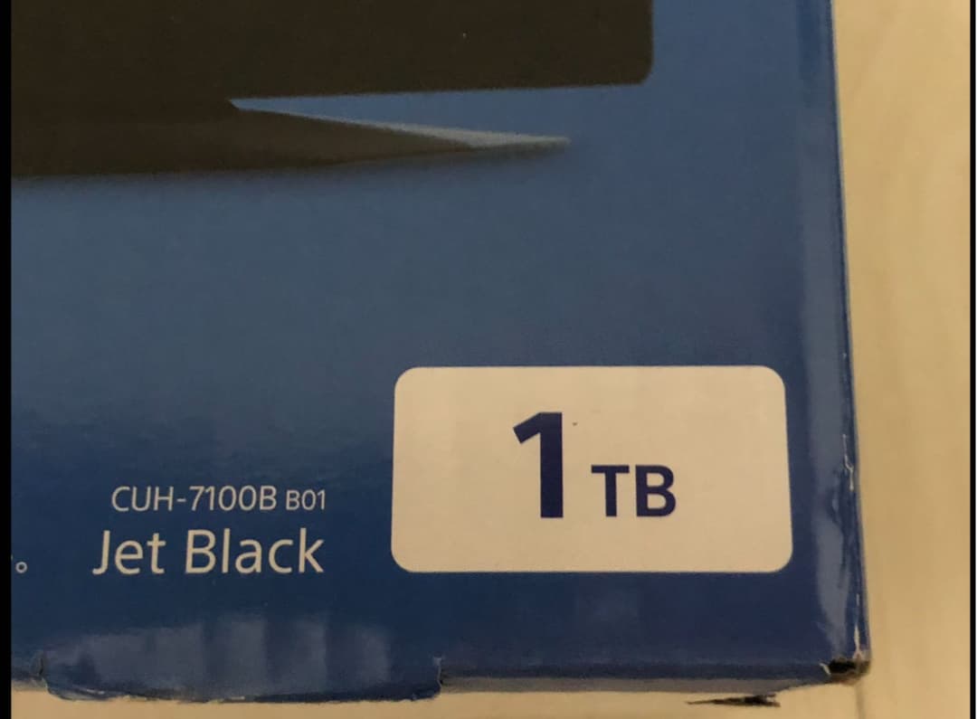 PS4 pro プレステ4 CUH-7100B