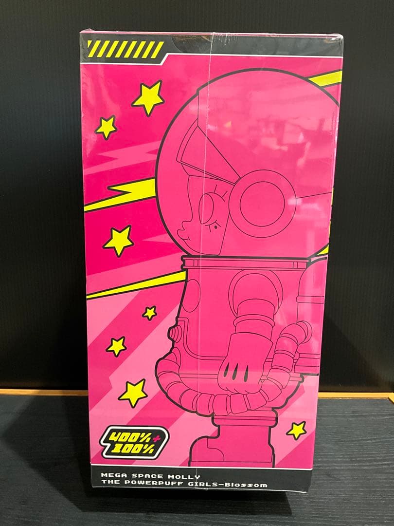 パワパフガールズ POPMART メガコレクション MEGASPACEMOLLY