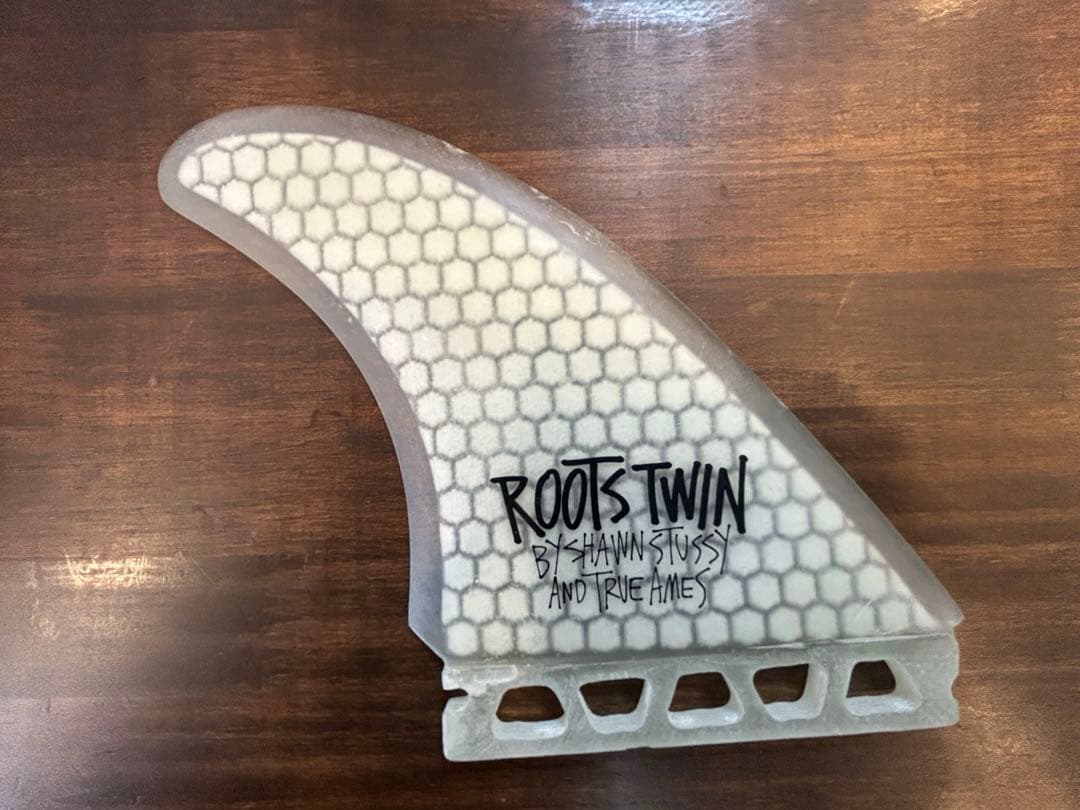 TRUE AMES STUSSY ROOTS TWIN TINTRED Sフィン